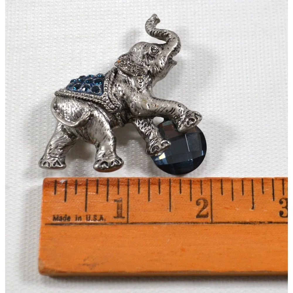 Vintage Circus Elephant Brooch Pin Silver Tone Textured 2.5